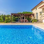 House Giuliano - Two Bedroom House * Pula