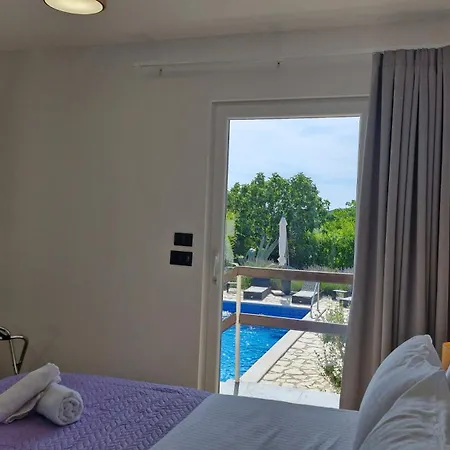 House Giuliano - Two Bedroom House