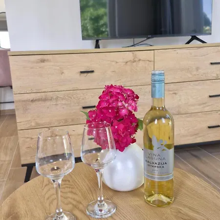 House Giuliano - Two Bedroom House Апартаменты Пула