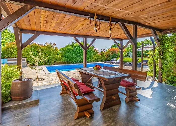 House Giuliano - Two Bedroom House Apartamento *