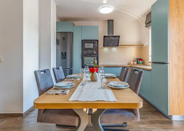 House Giuliano - Two Bedroom House Apartamento *