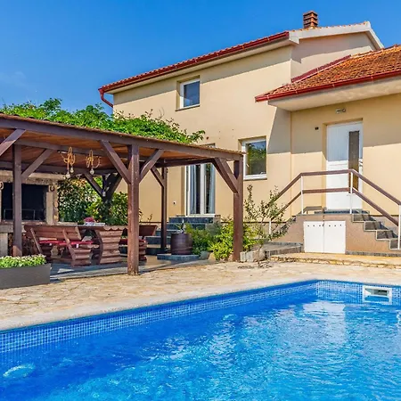 Daire House Giuliano - Two Bedroom House