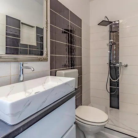 Daire House Giuliano - Two Bedroom House *
